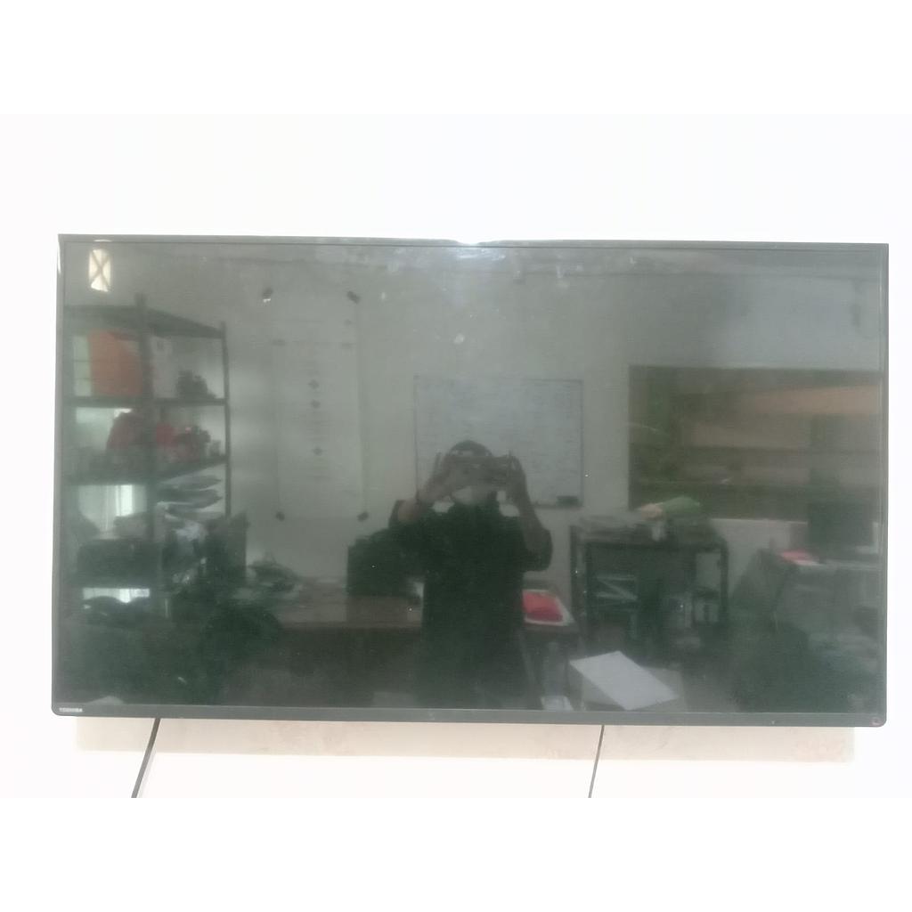 Televisi Toshiba, Model No. 47L2400