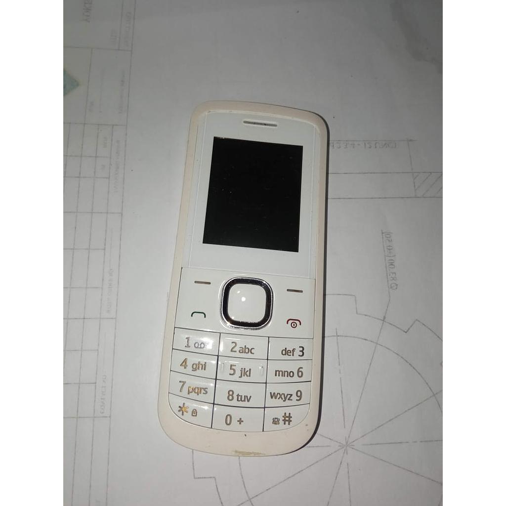 HP Esia Putih 