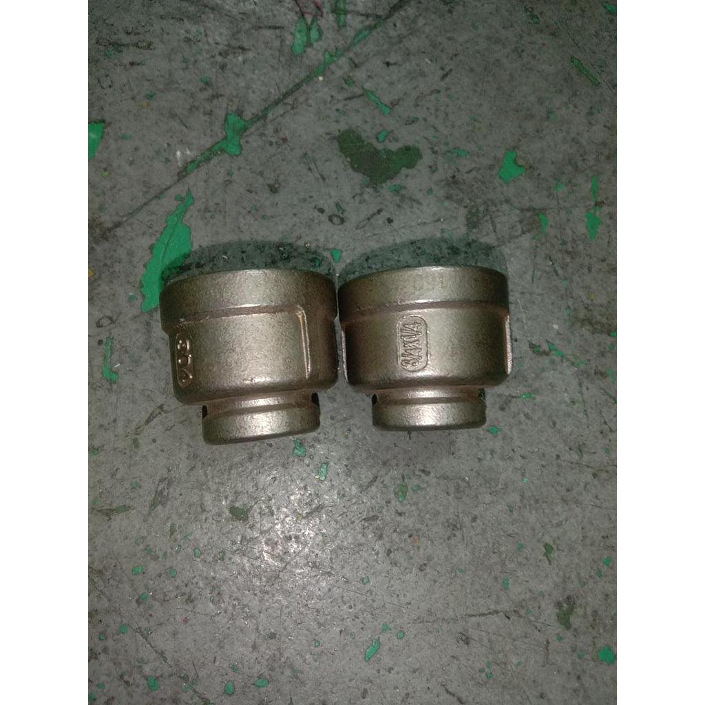 Union 3/4 NPT Female x 1/4 NPT Female 