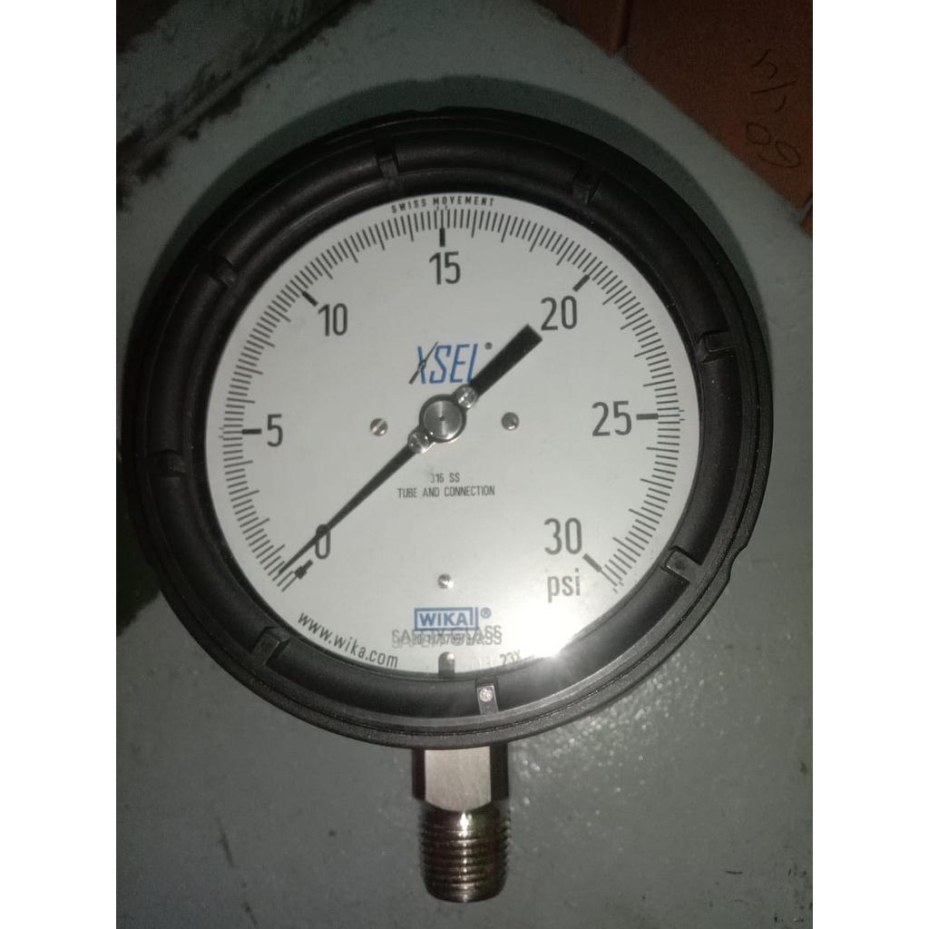 Pressure Gauge 30 PSI, Dial 4&quot;, 1/2 NPT, Bottom Connection, Plastik Case, Brand Wika